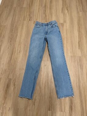Abercrombie & Fitch Women's 90's Straight Ultra High Rise Jeans sz 2/26 Tall